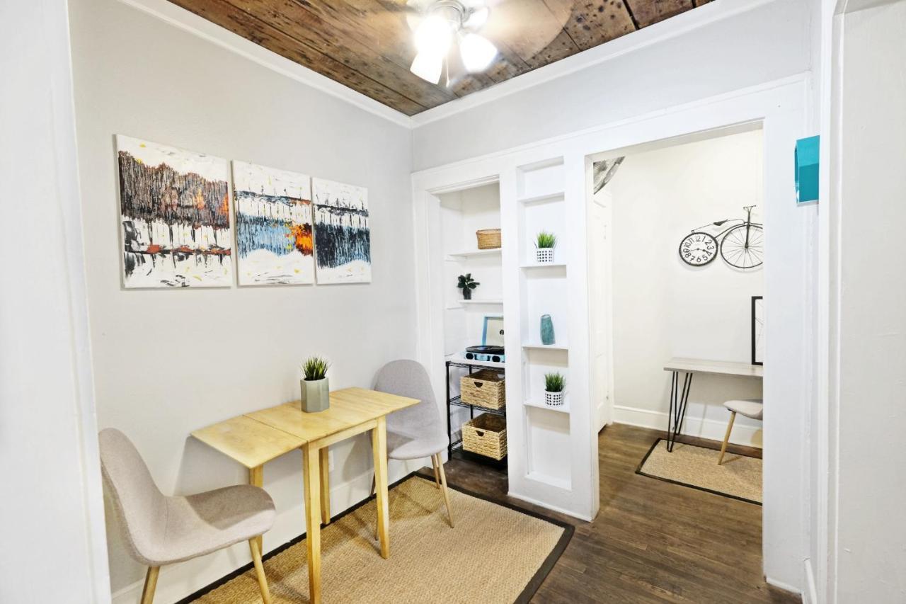 Urban Convenience Studio Flat Dallas Esterno foto